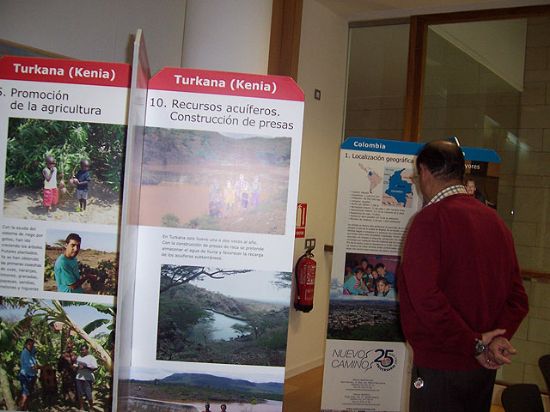 Exposición Turkana-Kenia ONGD Nuevos Caminos - 6