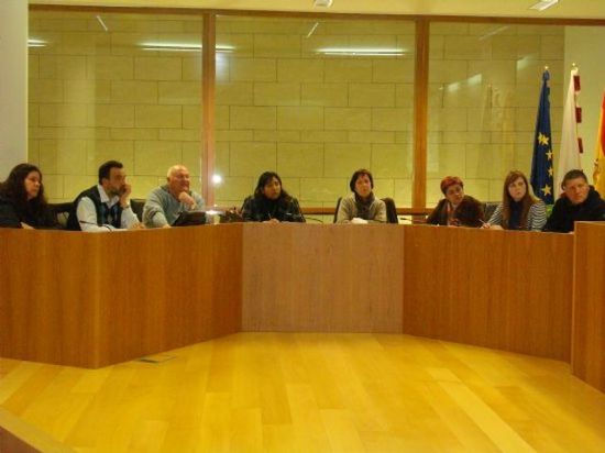 ACTOS DE APROBACIÓN EN EL CONSEJO MUNICIPAL DE INMIGRACIÓN Y PRESENTACIÓN A LAS ASOCIACIONES DEL II PLAN PARA LA INTEGRACIÓN DE LOS INMIGRANTES Y LA CONVIVENCIA INTERCULTURAL TOTANA 2011-2015 - 8