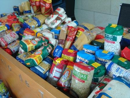 CAMPAÑA DE RECOGIDA DE ALIMENTOS 2011 - 12