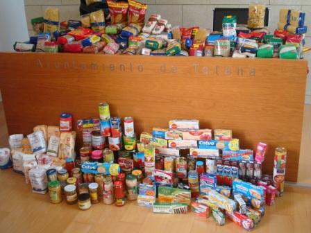 CAMPAÑA DE RECOGIDA DE ALIMENTOS 2011 - 16