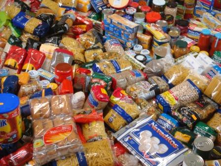 CAMPAÑA DE RECOGIDA DE ALIMENTOS 2011 - 24