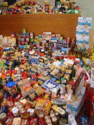 CAMPAÑA DE RECOGIDA DE ALIMENTOS 2011 - 25