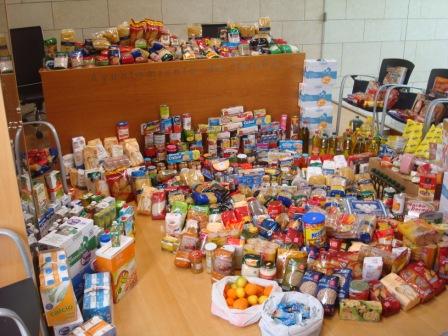 CAMPAÑA DE RECOGIDA DE ALIMENTOS 2011 - 27