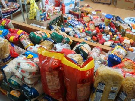 CAMPAÑA DE RECOGIDA DE ALIMENTOS 2011 - 32